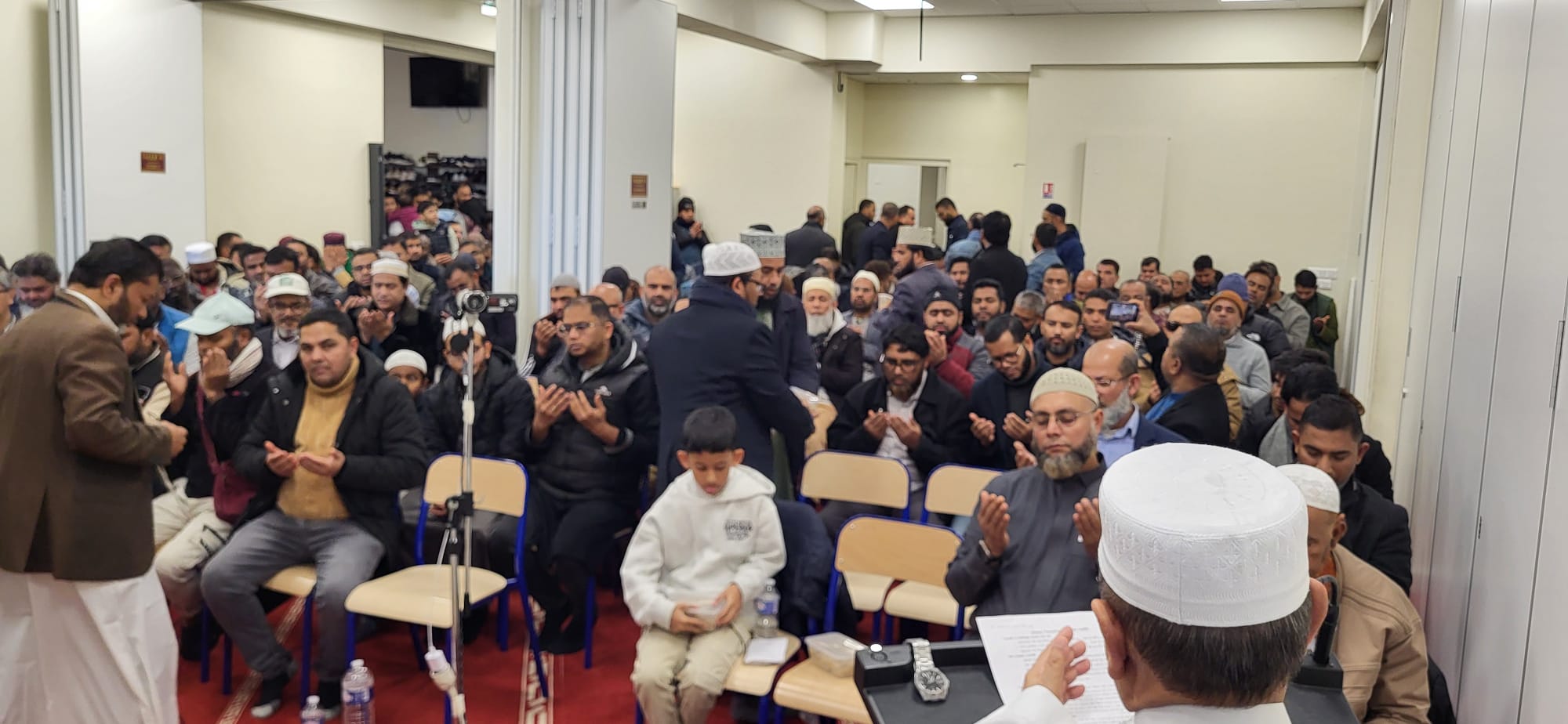 প্যারিসে অনুষ্ঠিত প্যারেন্টিং সেমিনার: সন্তান প্রতিপালনে সচেতনতার আহ্বান